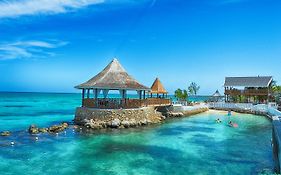 Seagarden Beach Resort Montego Bay